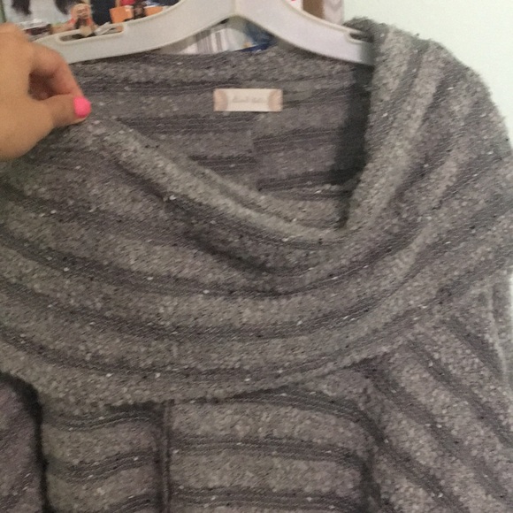 Altar’d State Long Sleeve Sweater - Picture 4 of 5